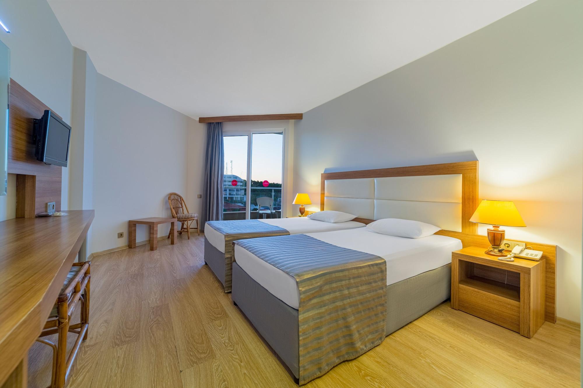 Justiniano Club Alanya Hotel Okurcalar Bagian luar foto